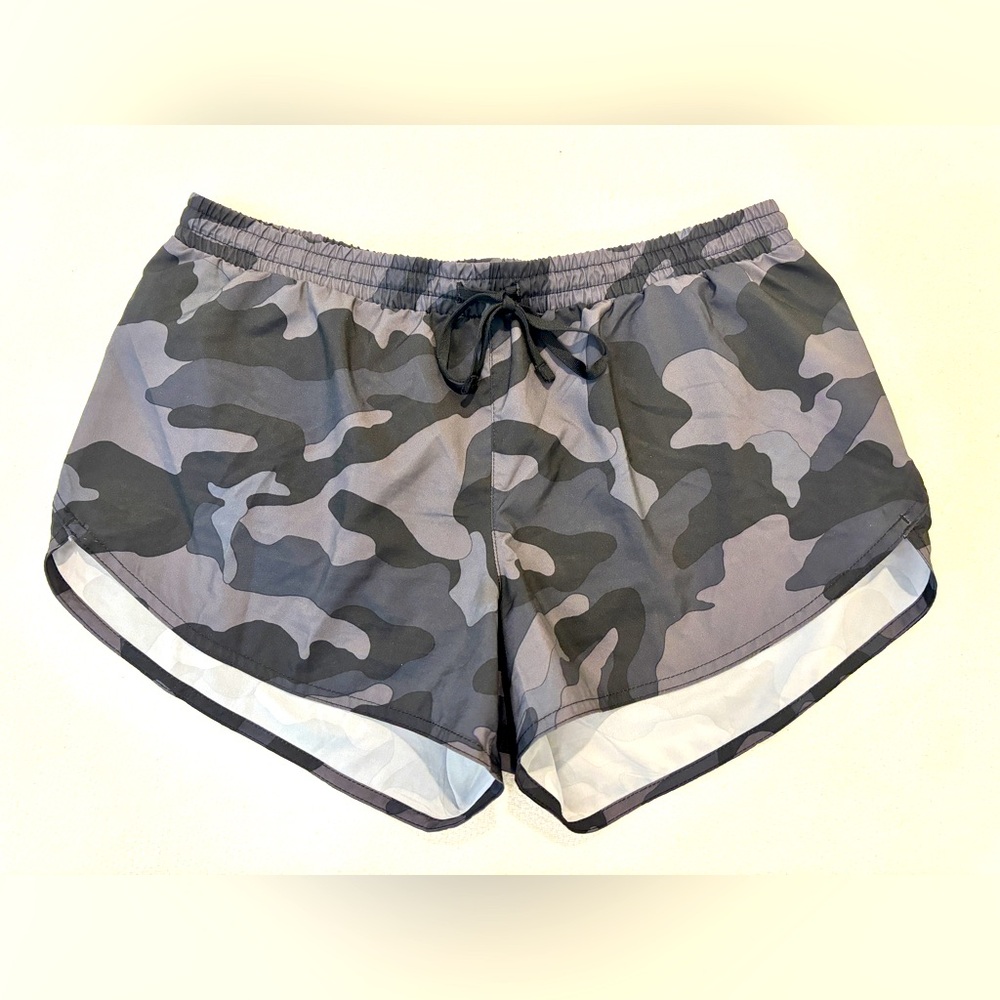 Old Navy Black Camo Athletic Shorts